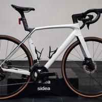 Bici da corsa Trek Madone 2025 tg.ML