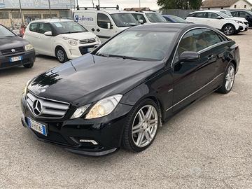 Mercedes-Benz Classe E E Coupe 250 Avantgarde...