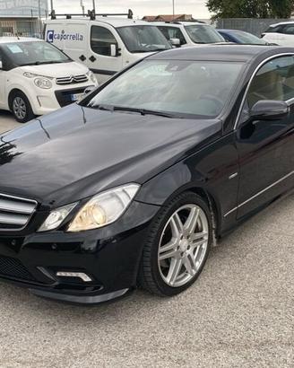 Mercedes-Benz Classe E E Coupe 250 Avantgarde...