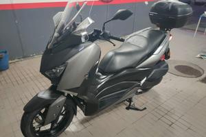 YAMAHA XMax 300