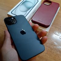 iPhone 15 nero usato 128gb batteria 84% cicli 666