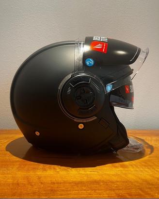 Nuovo casco jet doppia visiera colore nero opaco