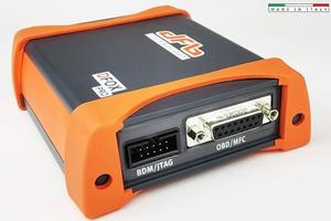 Programmatore centraline auto