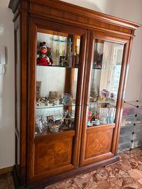 Vetrina in arte povera