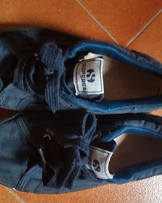 Superga. / scarpe da ginnastica.
