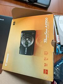 Fotocamera digitale Canon