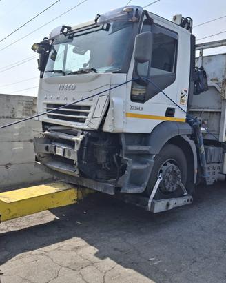 Iveco stralis 350 gru radiocomando