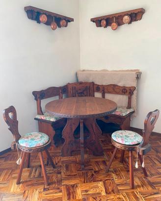 Sala da pranzo artigianale in legno