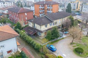 VILLA A SCHIERA D'ANGOLO A CAMPEGINE