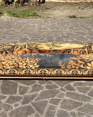 Divano letto usato vintage a un posto multicolore