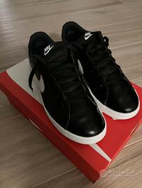 Nike Court Royale 2
