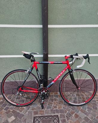 bici da corsa Opera Leonardo 
