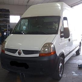 Autista con Furgone per Trasporti e Traslochi