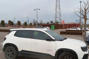 Jeep Avanger con soli 11.000 km