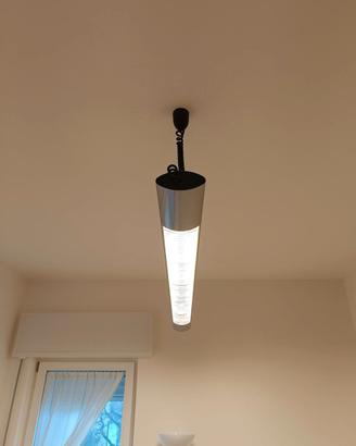 lampada a soffitto da ufficio/studio
