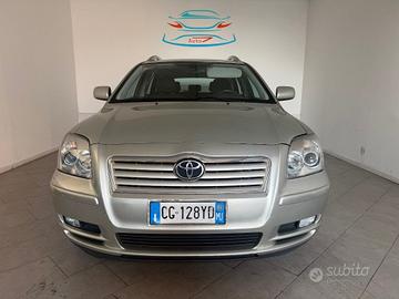 TOYOTA Avensis 1.8i 16V cat Station Wagon Euro