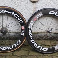 Ruote in carbonio Shimano C75
