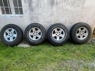 Cerchi e gomme geolandar 245/75/17