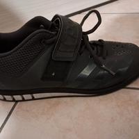 Scarpe Adidas Powerlift n° 42 (anche per 41)