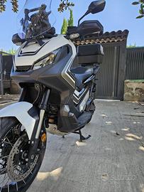 Honda - X-ADV 750 X-ADV 750 DCT Abs my18