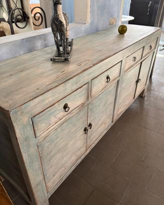 Credenza