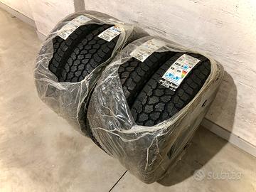 4 Gomme NUOVE 225/75 15 Goodyear WRANGLER 4X4