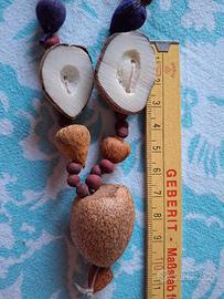 Collana da artigianato peruviano