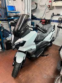 Sym adx 300