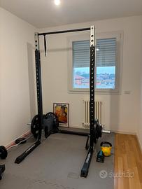 Rack Lacertosus Half rack Pro con barra trazioni