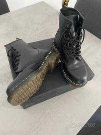 Dr. Martens 1460 Stivali per Donna, Eu 36 - Neri
