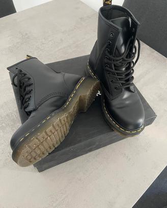 Dr. Martens 1460 Stivali per Donna, Eu 36 - Neri