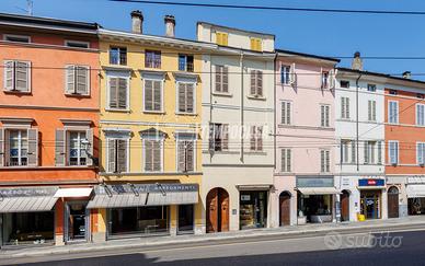 TRILOCALE IN VIA REPUBBLICA