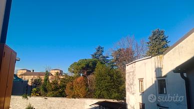 Posto letto in ampia stanza singola Centro