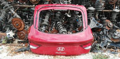 HYUNDAI I30 FASTBACK PORTELLONE POST 2016>