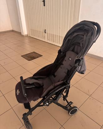 Passeggino pieghevole