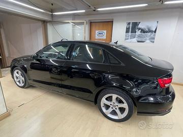 Audi A3 Sedan 35 TDI S line 11/2019