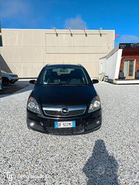 Opel Zafira 1.9 CDTI 120CV Cosmo