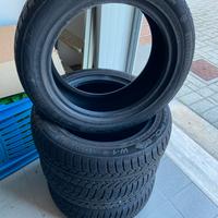 Set gomme invernali Momo 185/55 r15 82H