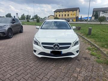 Mercedes-benz CLA 200 d S.W. Automatic Premium
