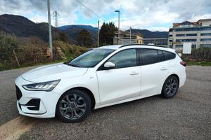 Ford Focus 1500 tdci Titanium s&s