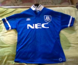 Maglia calcio Everton, articoli militari