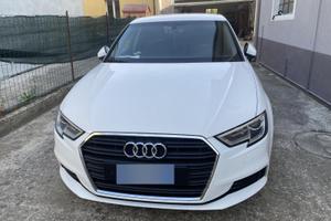 Audi a3 1.6 TDI s tronic ok per neopatente