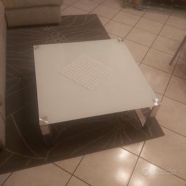 Tavolino in vetro