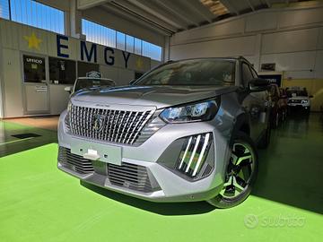 Peugeot 2008 Puretech 100cv. Allure 1.2 b. KM. 0