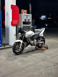 Honda hornet 600