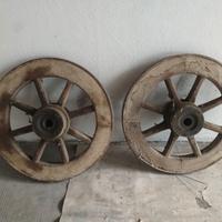 Ruote in legno e ferro da carro primi 900