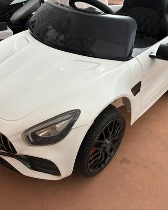 Mercedes AMG GT elettrica x bambini no caricatore