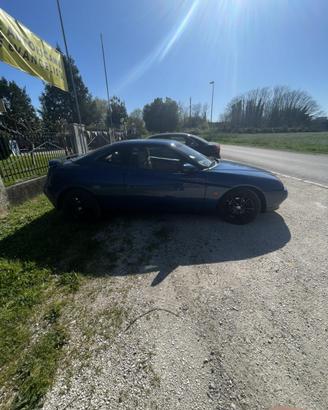 Alfa romeo gtv anno 1998