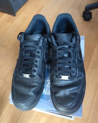Nike Air Force 1 '07 "Triple Black" - Tg. 43