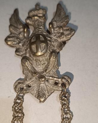 fregio con aquila sabauda e catenelle